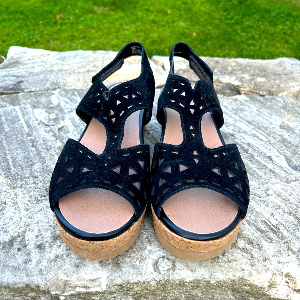 Earth Burran Rosa Black Suede Wedge Sandals - Picture 3 of 7